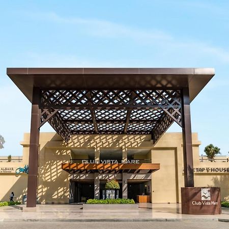 Апартаменты Bnbme - Club Vista Mare Дубай Экстерьер фото